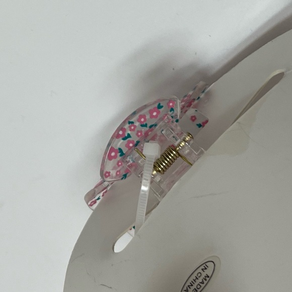 NWT ice cream 🍦🌺🍦 Spa Bunny Hair Claws Clips set of 3 - Picture 7 of 14